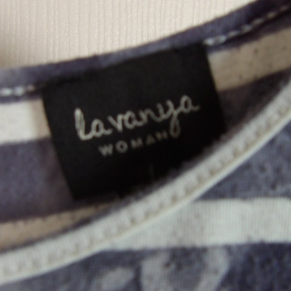 La vanya Woman Cold Shoulder Short Sleeve Top - Picture 6 of 6